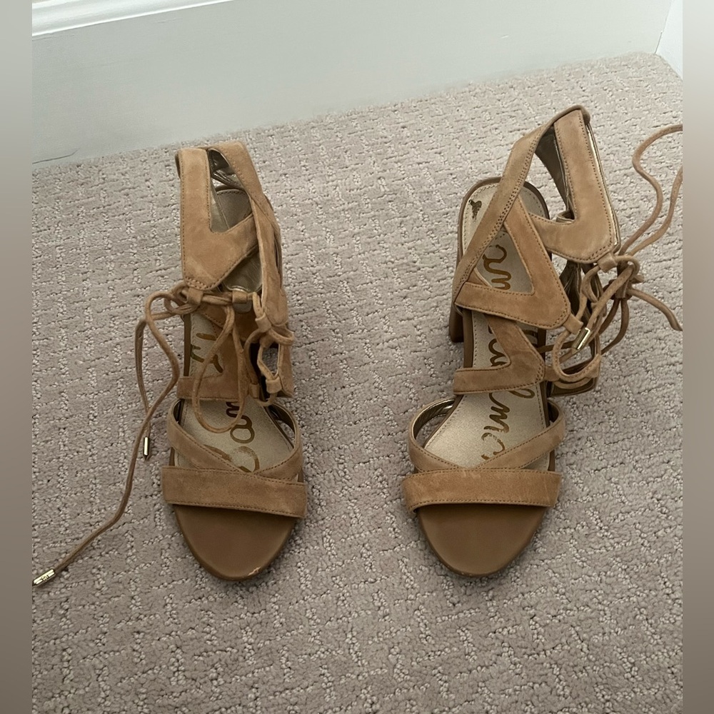 Strapping Sandals - Picture 4 of 5